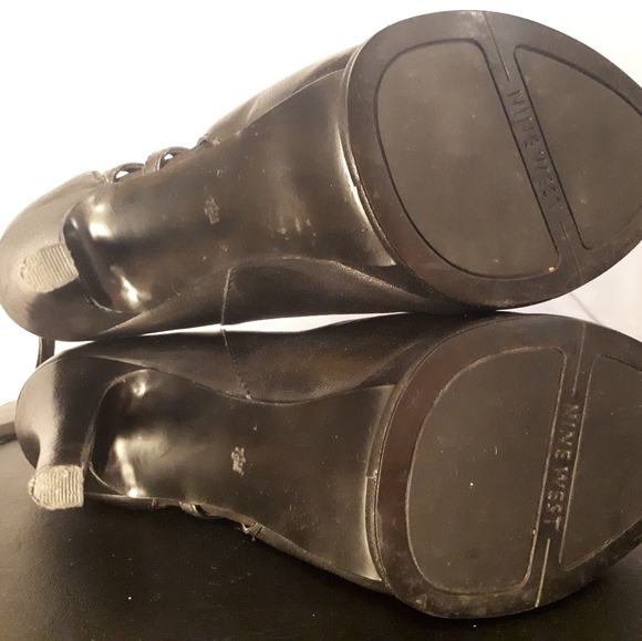 Nine West ankle boot - Picture 4 of 5